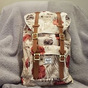 Large laptop backpack
